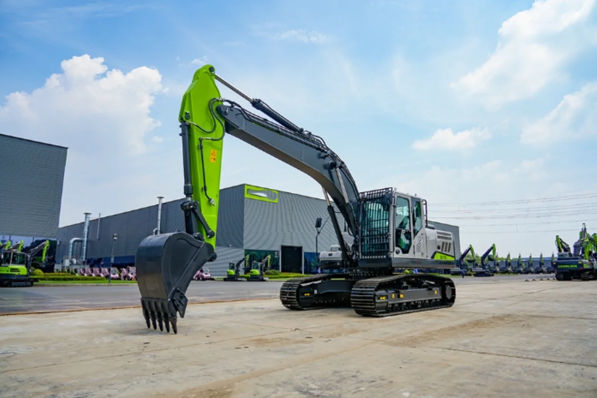 Heavy Duty ZE215G ACE 22 Ton Excavator - Hydraulic Crawler, 134KW