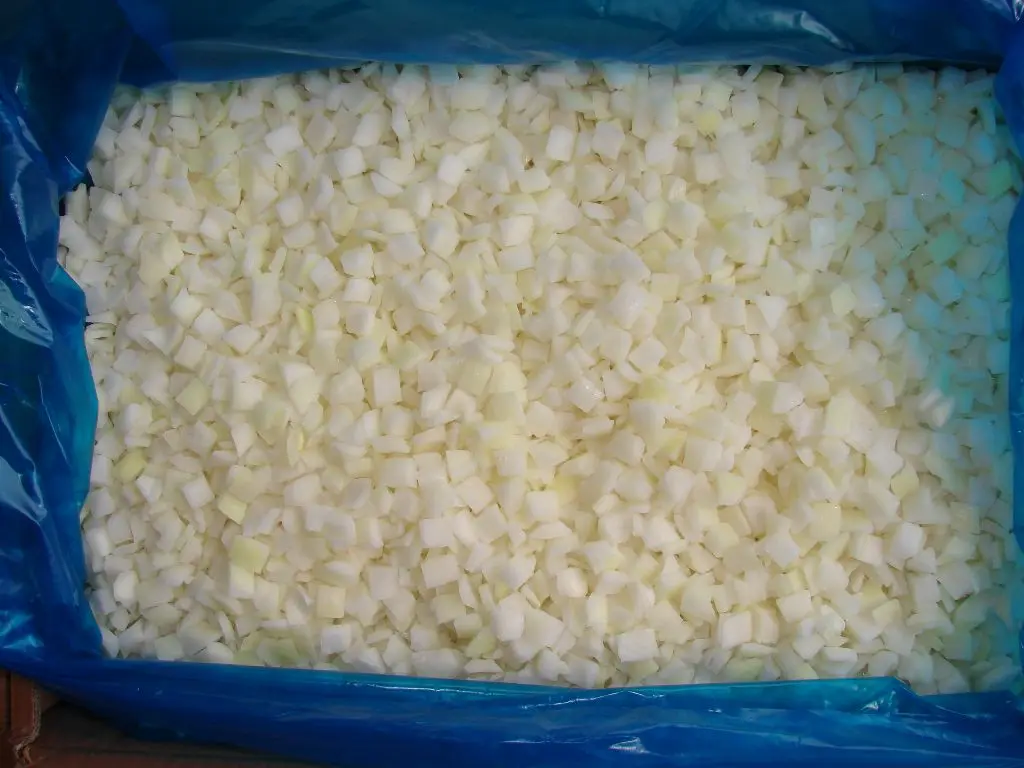 Chinesischer Lieferant Großverpackung Tiefgekühlte geschälte IQF Knoblauch, tiefgekühltes Gemüse