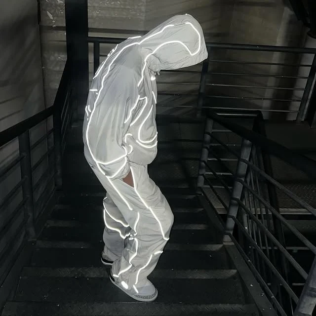 OEM Custom logo Men's Waterproof Reflective Windbreaker Nylon Polyester Zip up Track Jacket and Pants Set Tracksuit details