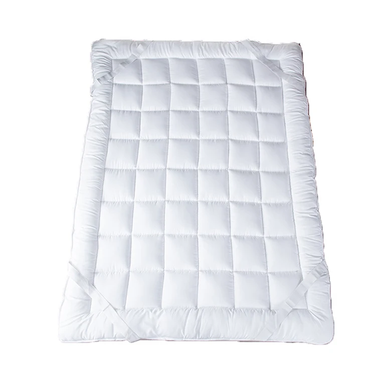 Breathable Mattress Protector Waterproof Bed Bug Mattress Cover