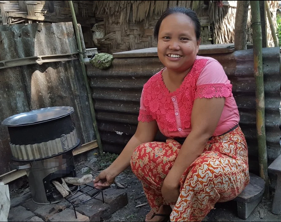Long Durability Improved Clean Cookstove Portable Rocket Stove for the Carbon Projects