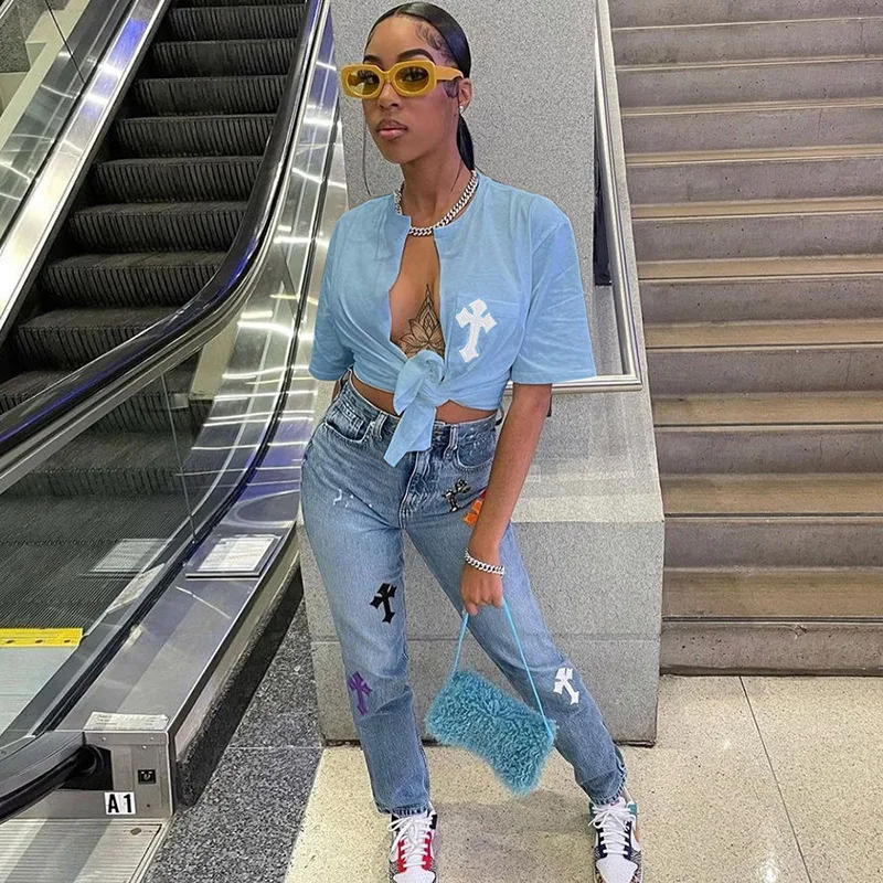2022 Women Summer Trendy Crop Tops Shirts Embroidery Sexy Short Sleeve  V-neck Bandage Shirt Top Streetwear Woman Top Fashionable - Buy Women's  Crop Top,Women's T-shirts 2021 O Neck Short Sleeve Oversized Top
