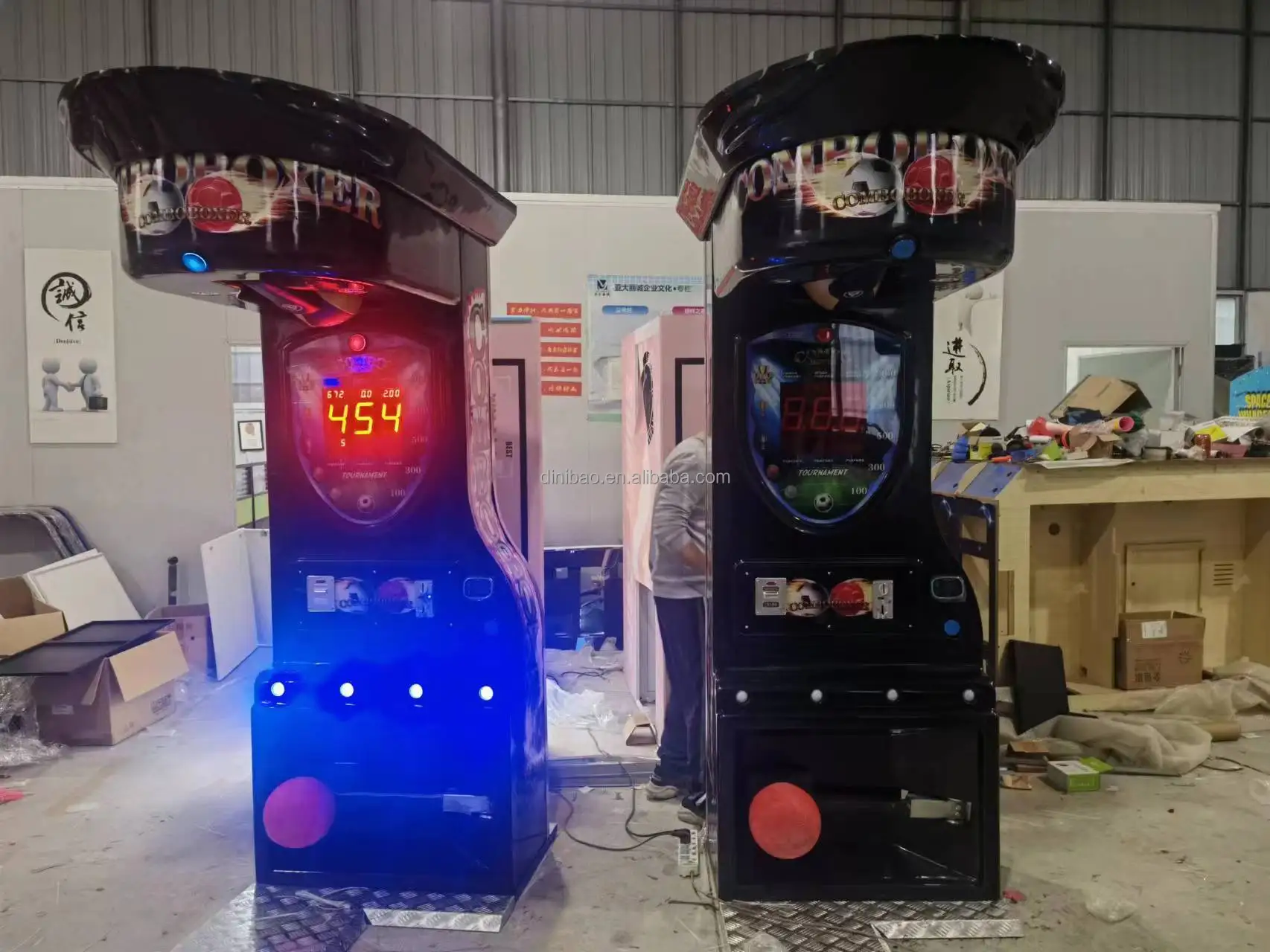 New Design Arcade Boxing Machine Boxing Games Out Gifts Prize Vending Machine for Sale