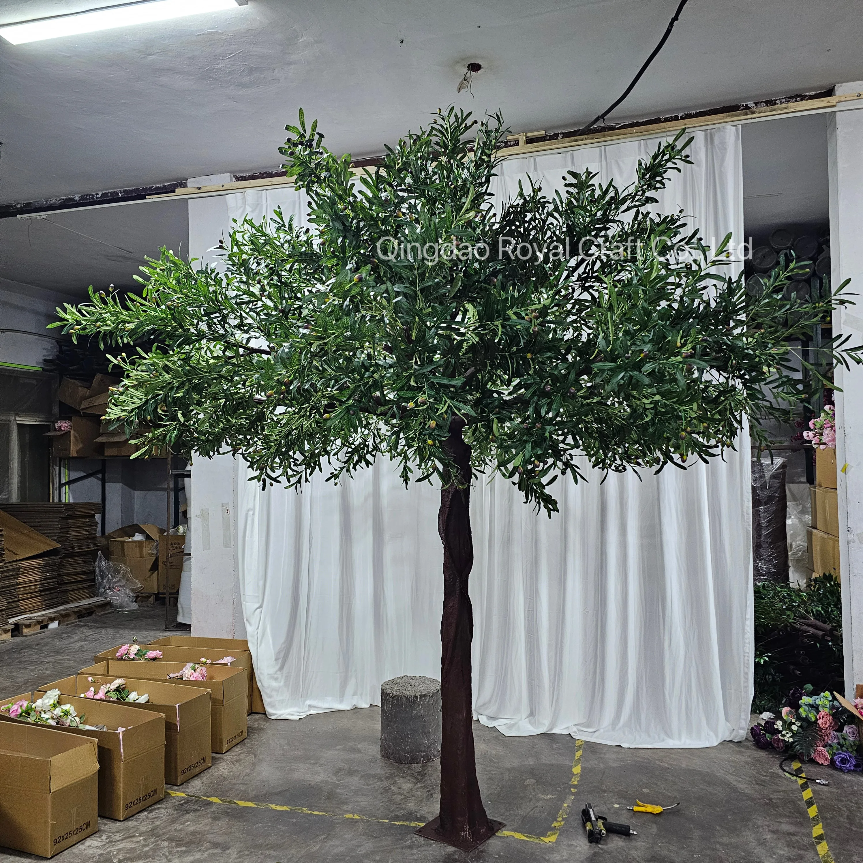 Großer Künstlicher Ficus-baum Für Innenräume,Dekorativer Großer Künstlicher Banyan-baum,Künstlicher Glasfaserbaum Für Außenbereiche