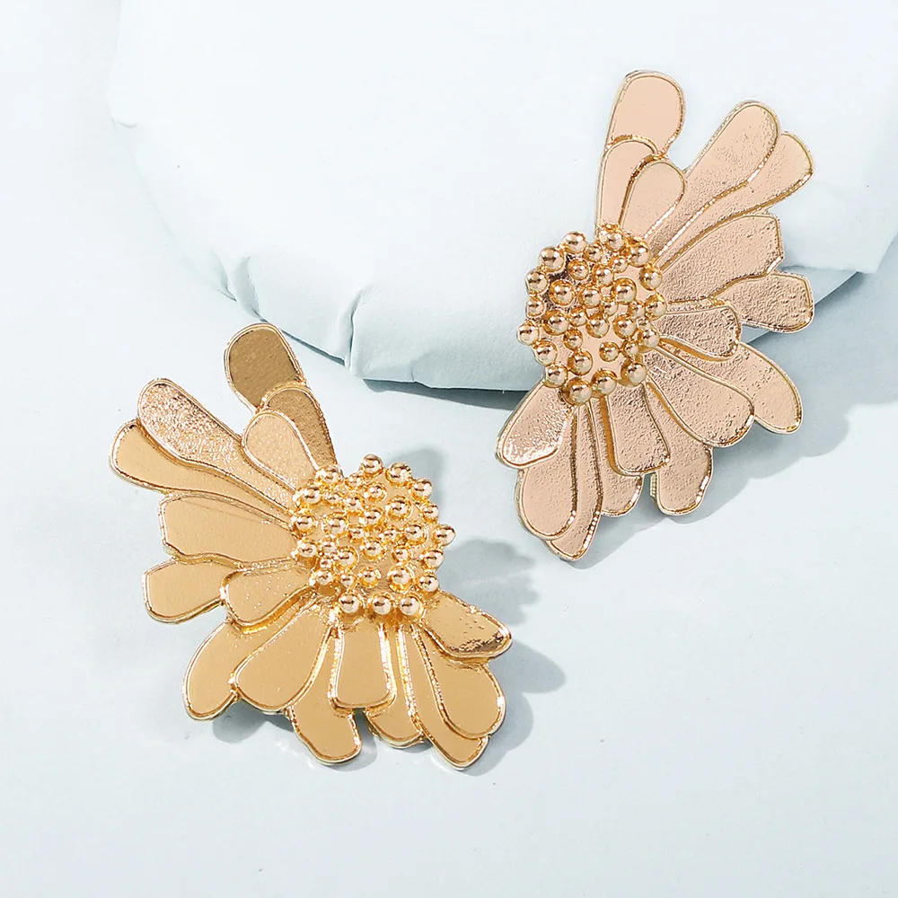 Fine Three Colour Gold Cranesbill Flower Stud Earrings