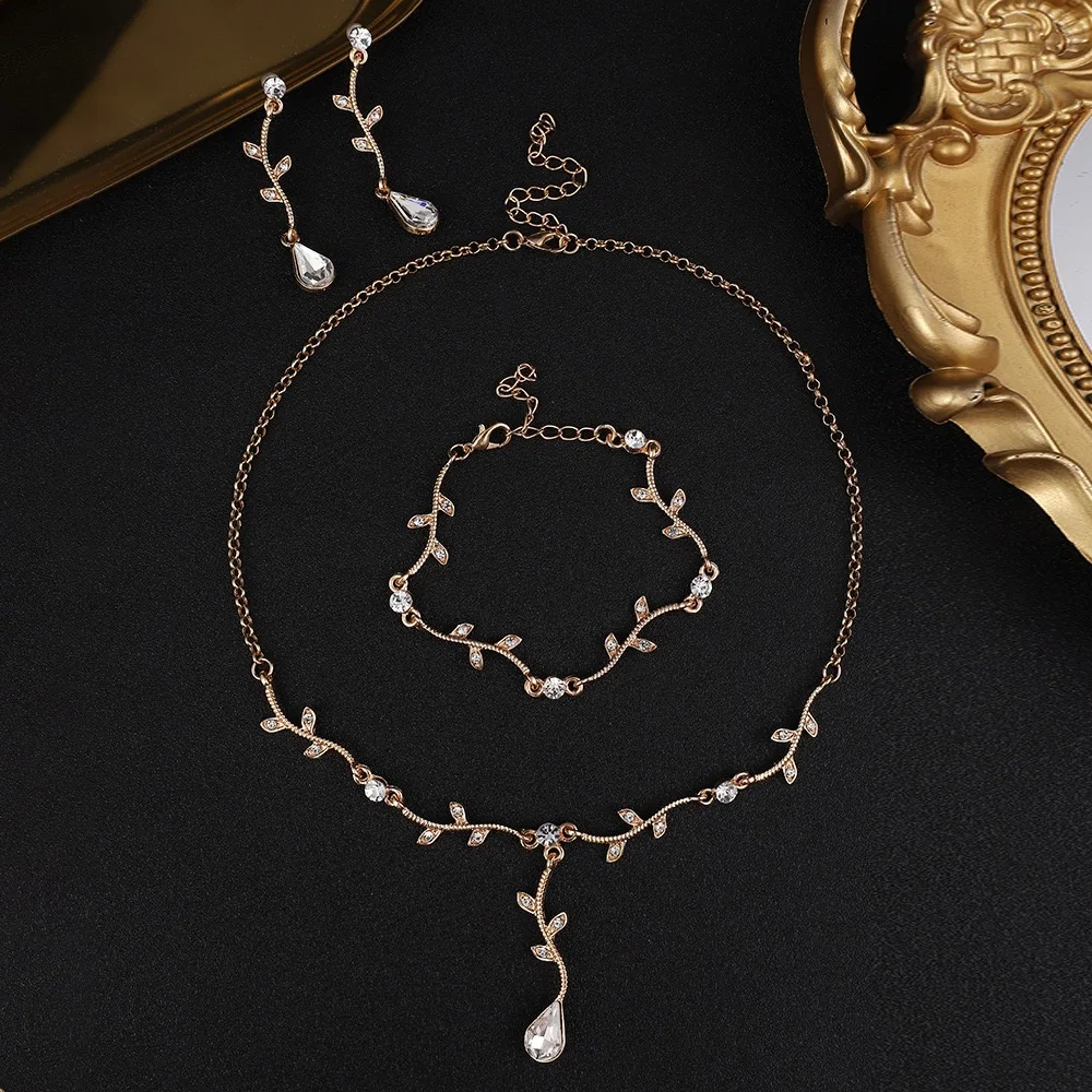 Elegant Gold Leaf Jewelry Set for Weddings