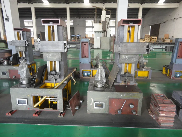 
 Популярный вертикальный тормозной барабанный расточной станок T8370 для ремонта транспортных средств и тракторов  