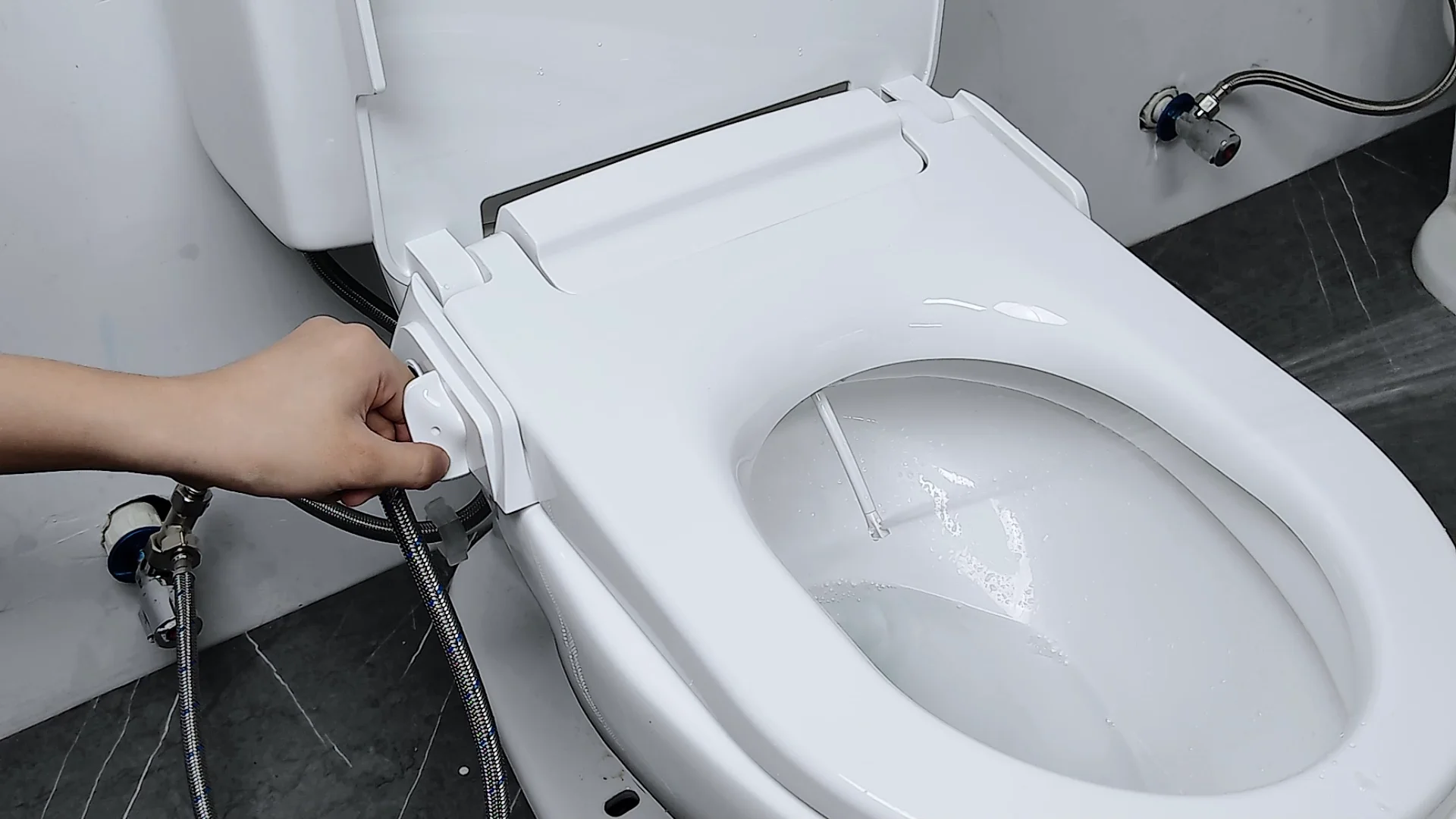 High Quality Smart Toilet Seat Cover Home Self Cleaning Bidet Toilet