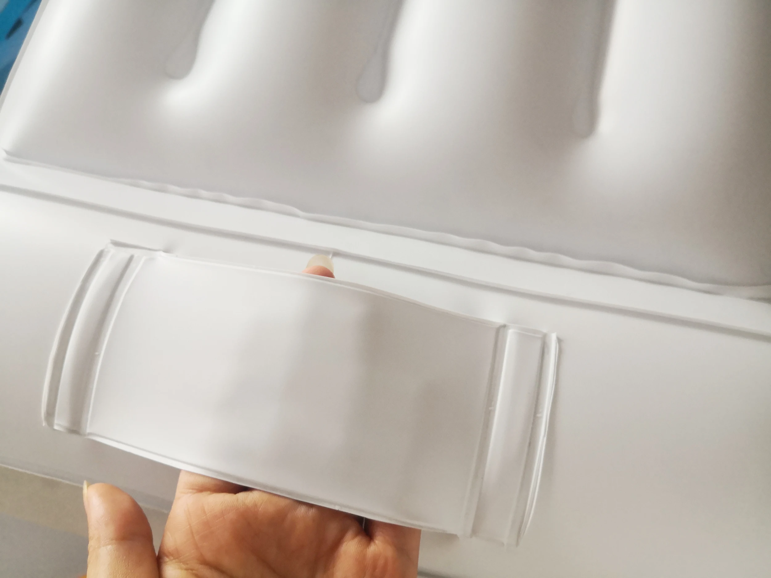 Flocking Inflatable Airplane Baby Travel Bed Portable Air Mattress Toddler Travel Bed For