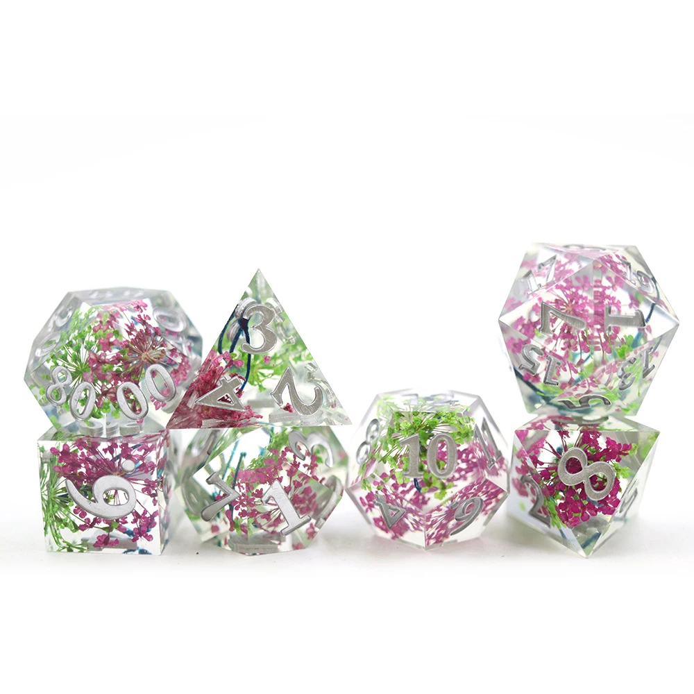 Set di Dadi RPG Poliedrici Trasparenti da 7 Pezzi Personalizzabile con Design Fiore e Bordo Sharp in Resina