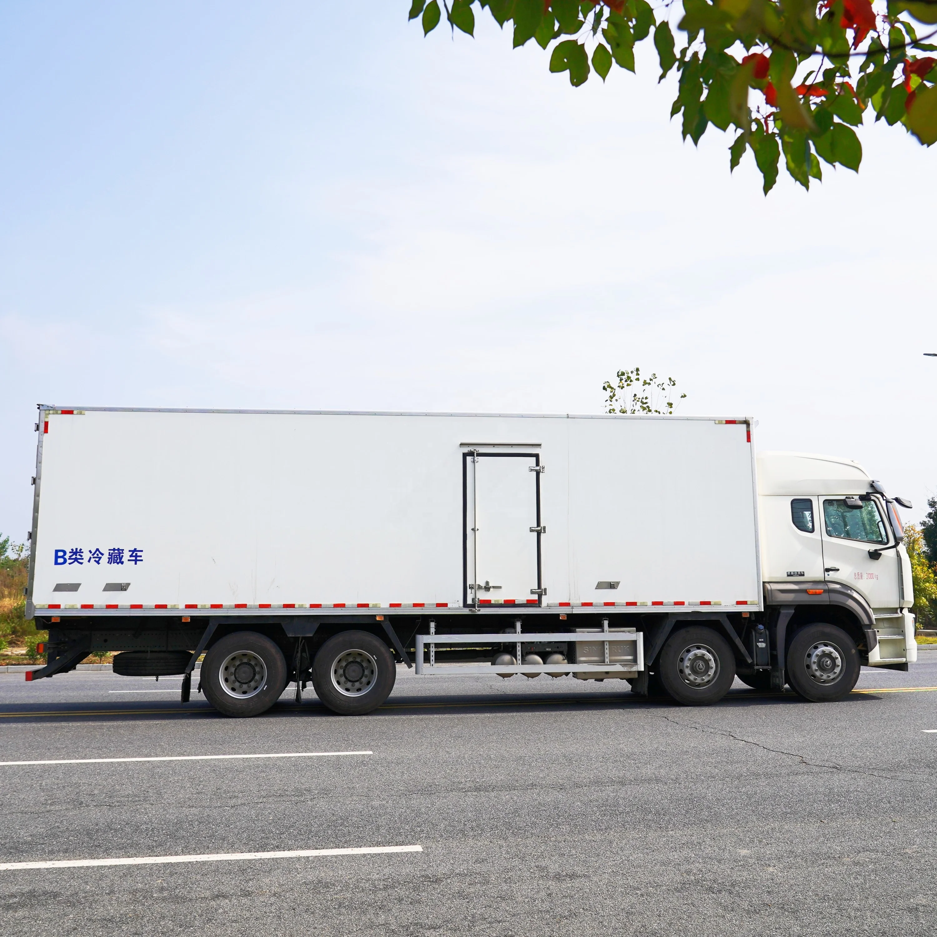 物置 倉庫 バン 冷蔵冷凍バン ボデー 4t 箱 コンテナ トラック