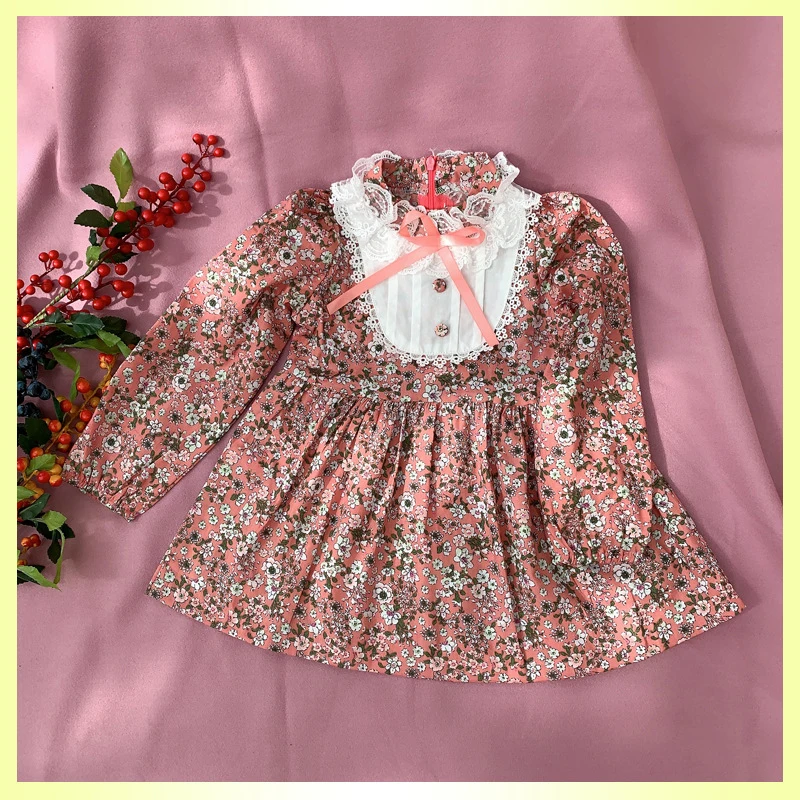 白いレースネック、オレンジ色の花柄、キッズ服、長袖、コットン 