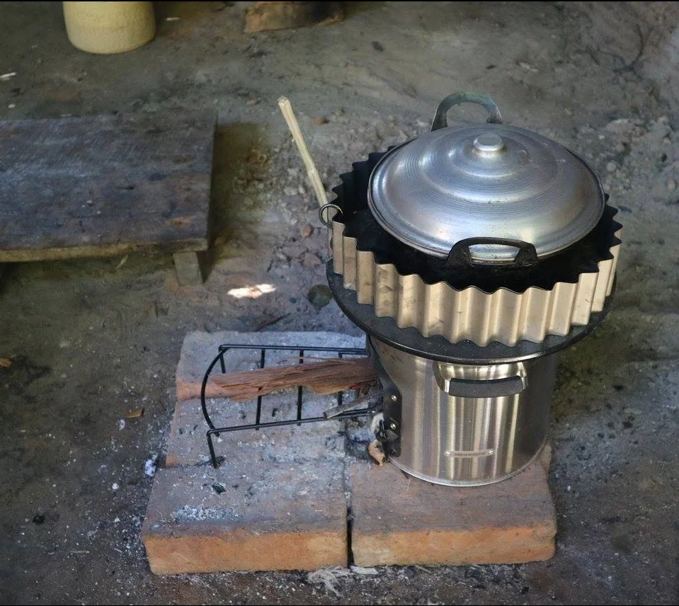 Long Durability Improved Clean Cookstove Portable Rocket Stove for the Carbon Projects