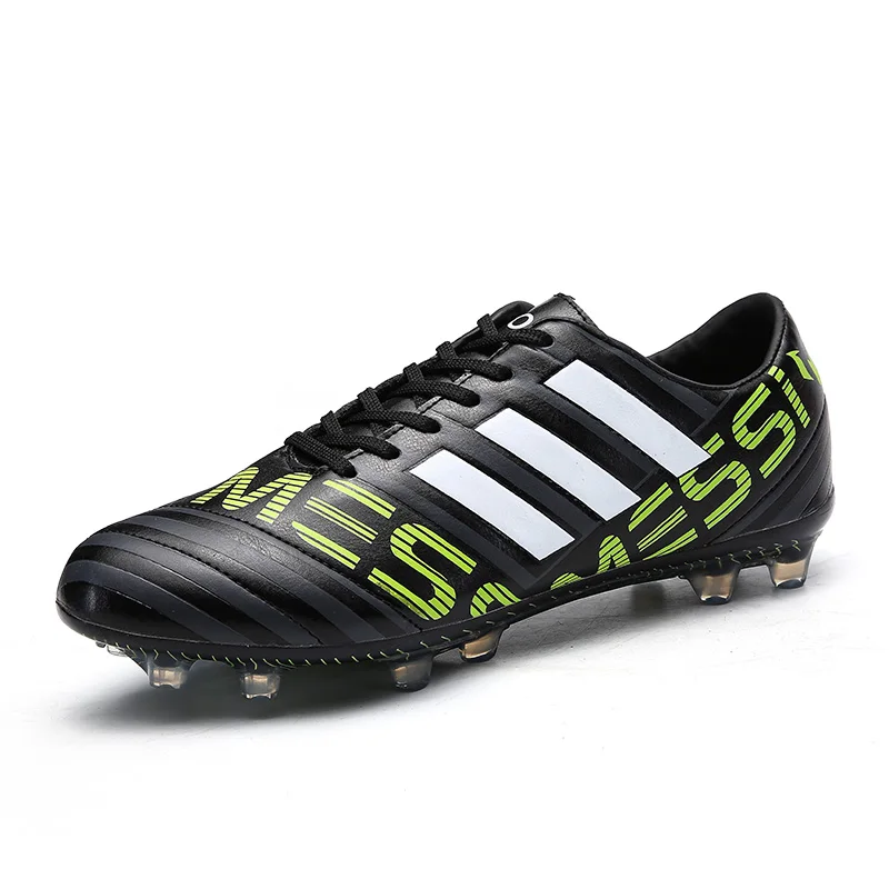 shoes used in football