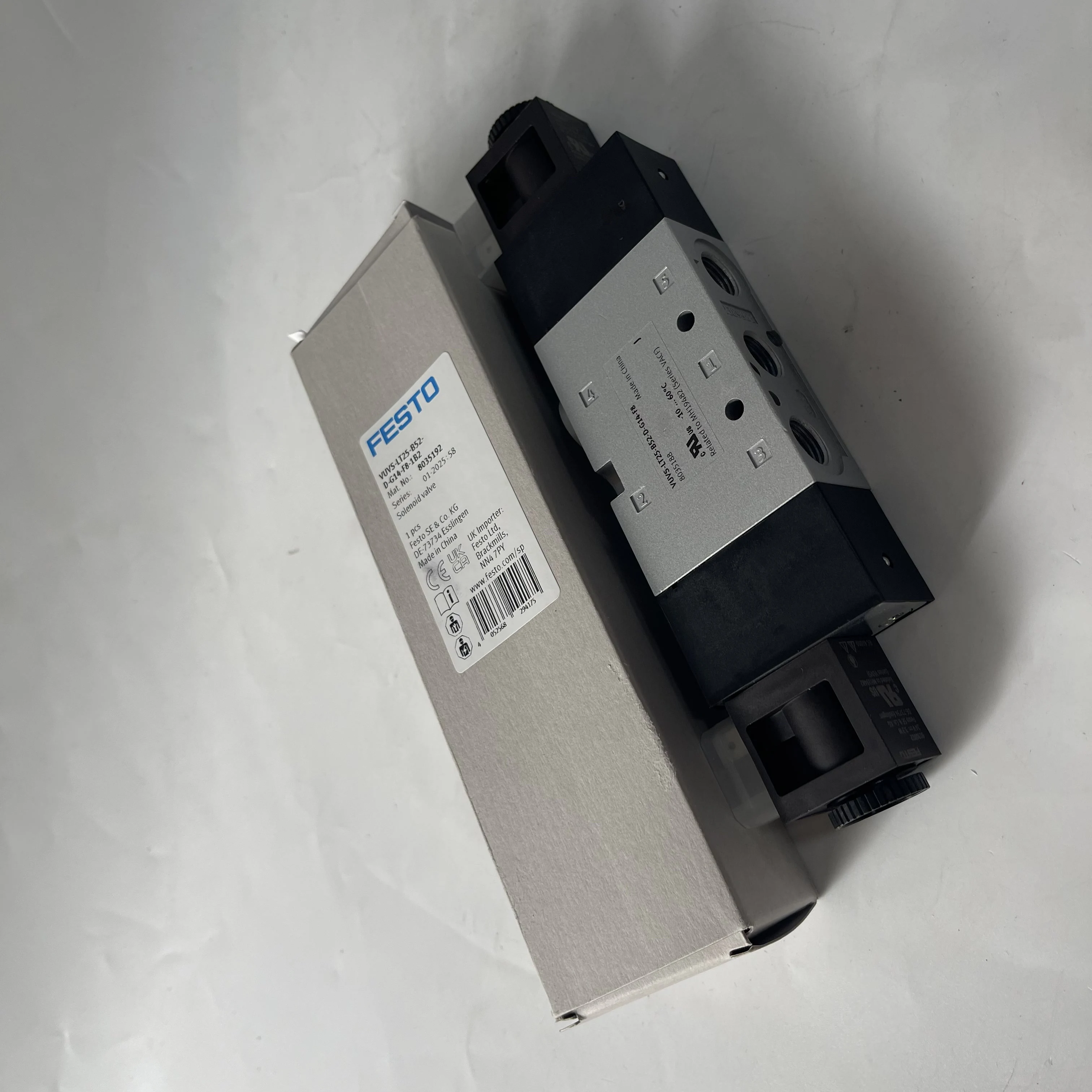 FESTO Solenoid Valve VUVS-LT25-B52-D-G14-F8-1B2