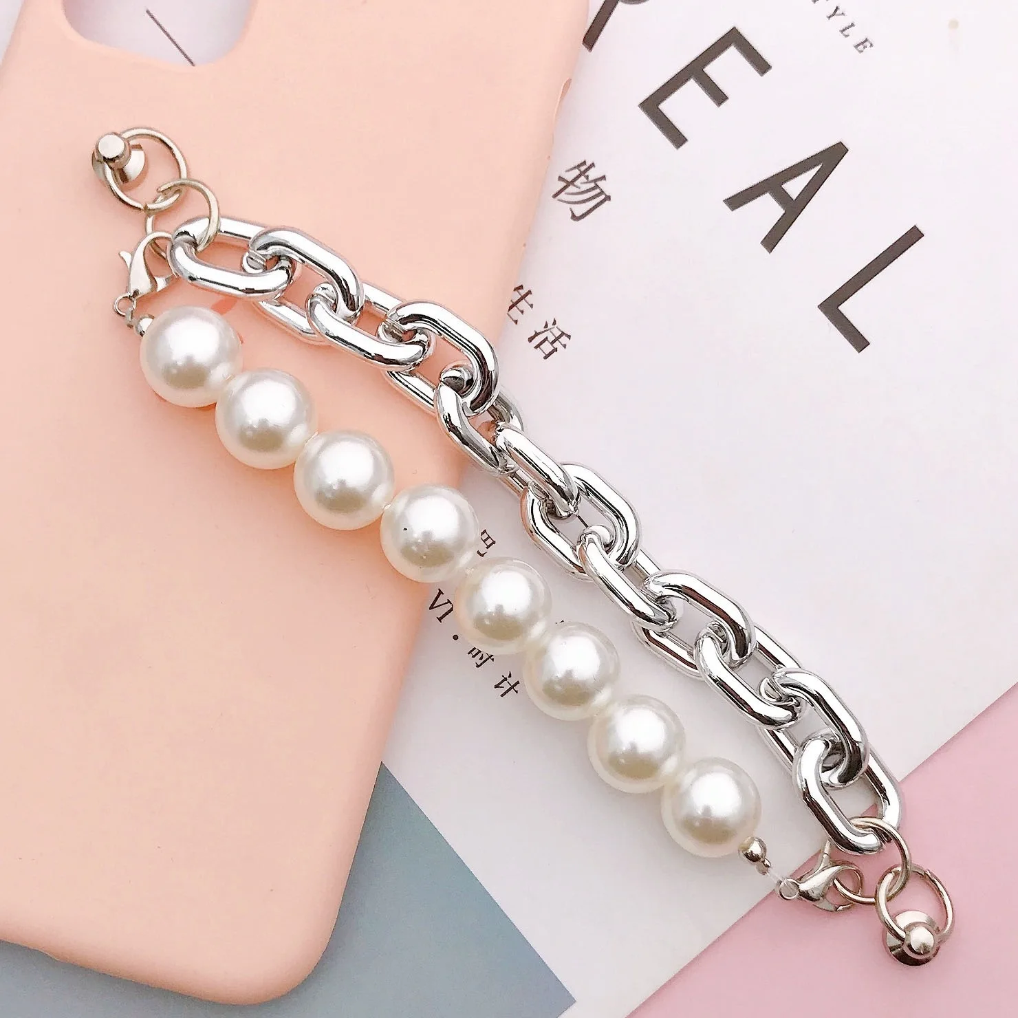 Newest 2023 Fashion Pearl Phone Chain Strap Charm Lobster Clasp Phone ...