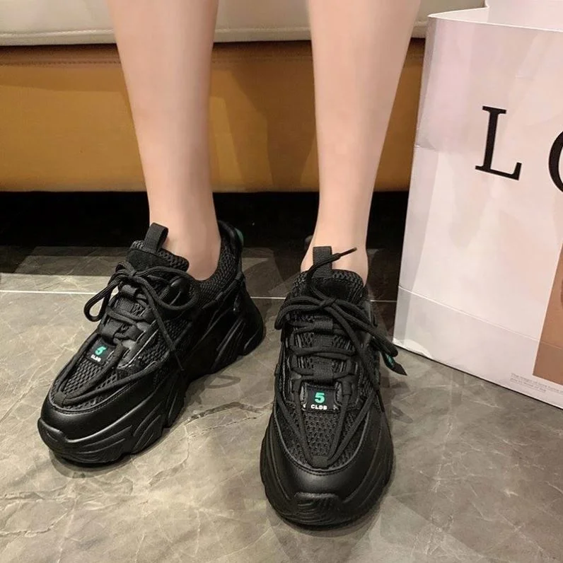 
 2021 New Fashion Women Sneakers Autumn Vulcanized Shoes Casual Sport Shoes lightweight Breathable Flat Sneakers Tennis Feminino  