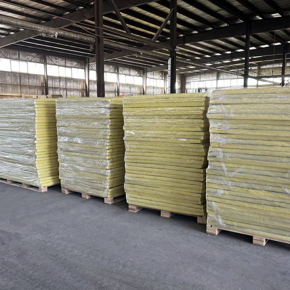 2025 New Fireproof Fiberglass Insulation Duct Board for Hvac 64kg/m3 50mm Glass Wool Panel with Black Tissue and Aluminum Foil