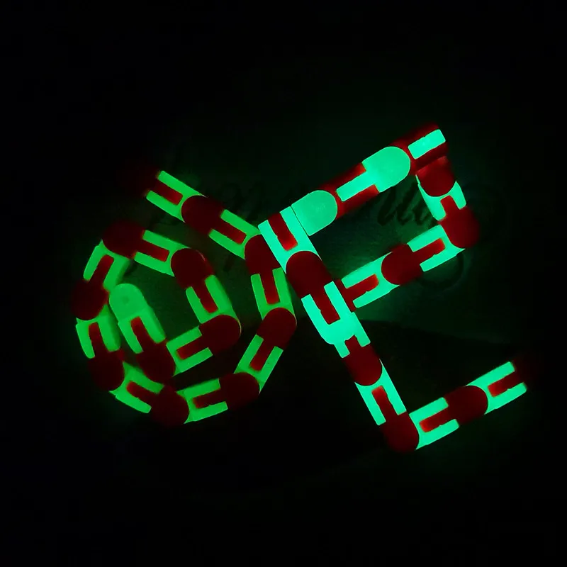 Fidget Stress 24 Links Glow in the Dark Puzzle Snake Bike Chain Wacky Track Toy