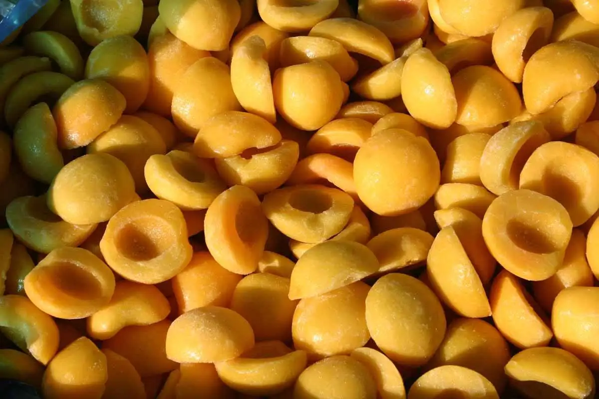 Hot Sell IQF Frozen Yellow Peach Half Slices Dices High Quality Sweet Yellow Peach