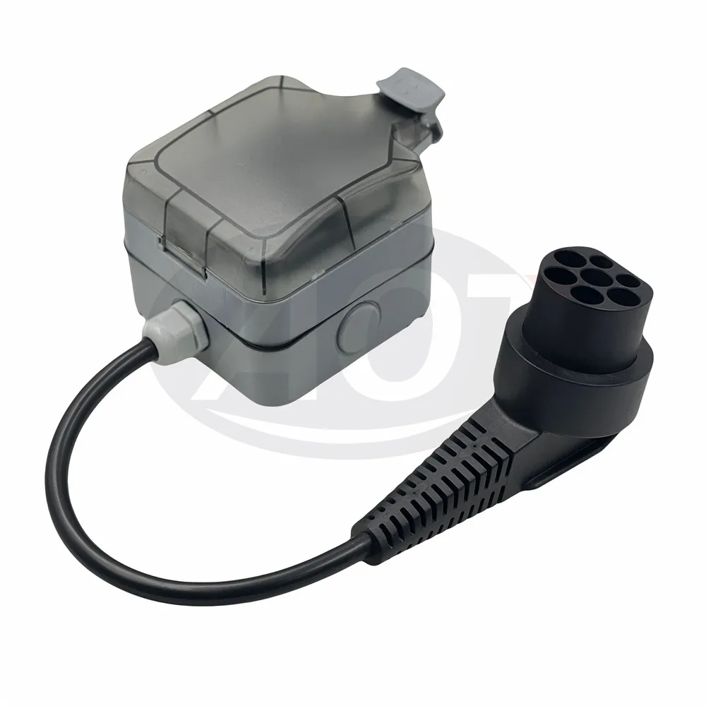 AOTAI EV charger adapter Type 2 male 16A 1 phase - 1 Type M South Africa socket 0,5M charger cable details