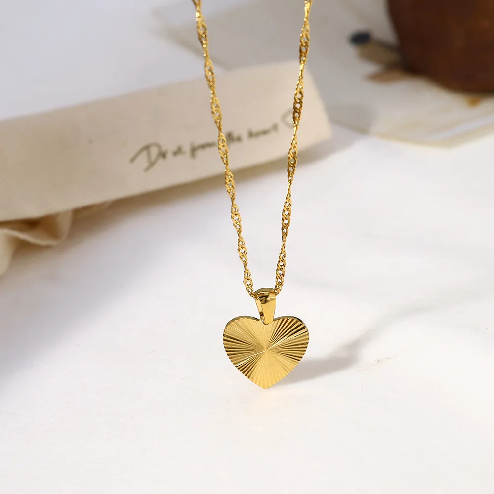 Heart Pendant Necklace