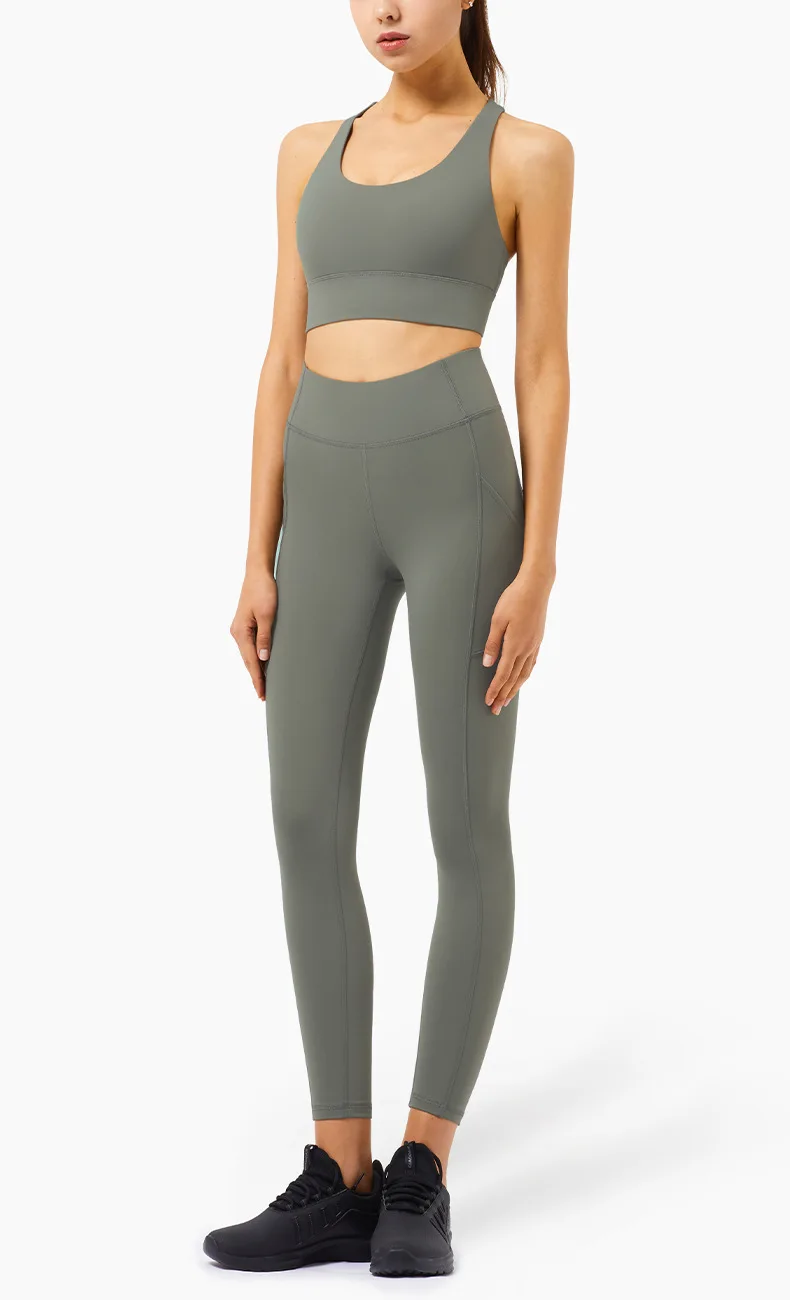 Women Moisture Wicking Athletic Sports Gym Running Fitness Clothes
