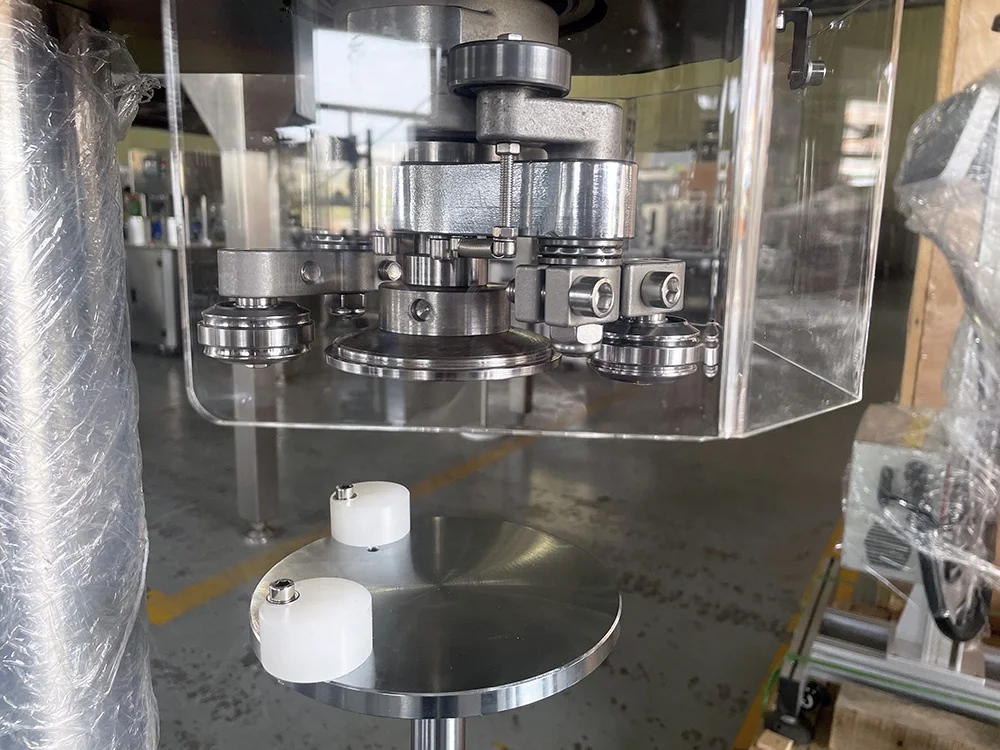 Hot Sale Semi Auto Plastic Can Sealing Machine  PET Can Seamer  PET Can Canning Machine