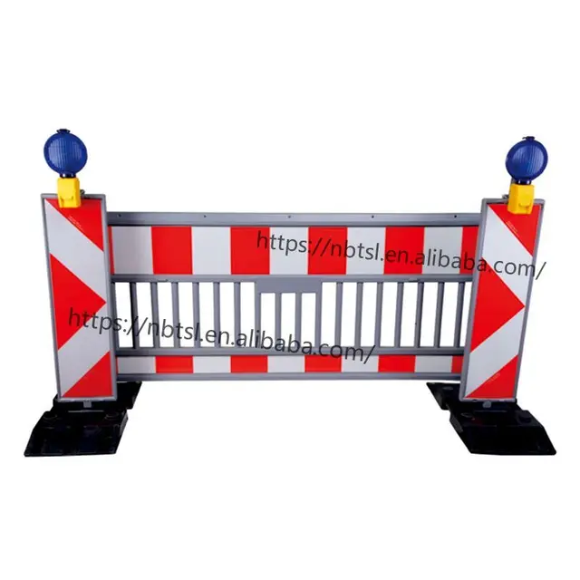 Traffic Safety Plastic barrier Germany Standard Vertical Plastic Delineator Panel