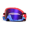 Renard multicolore rouge et bleu