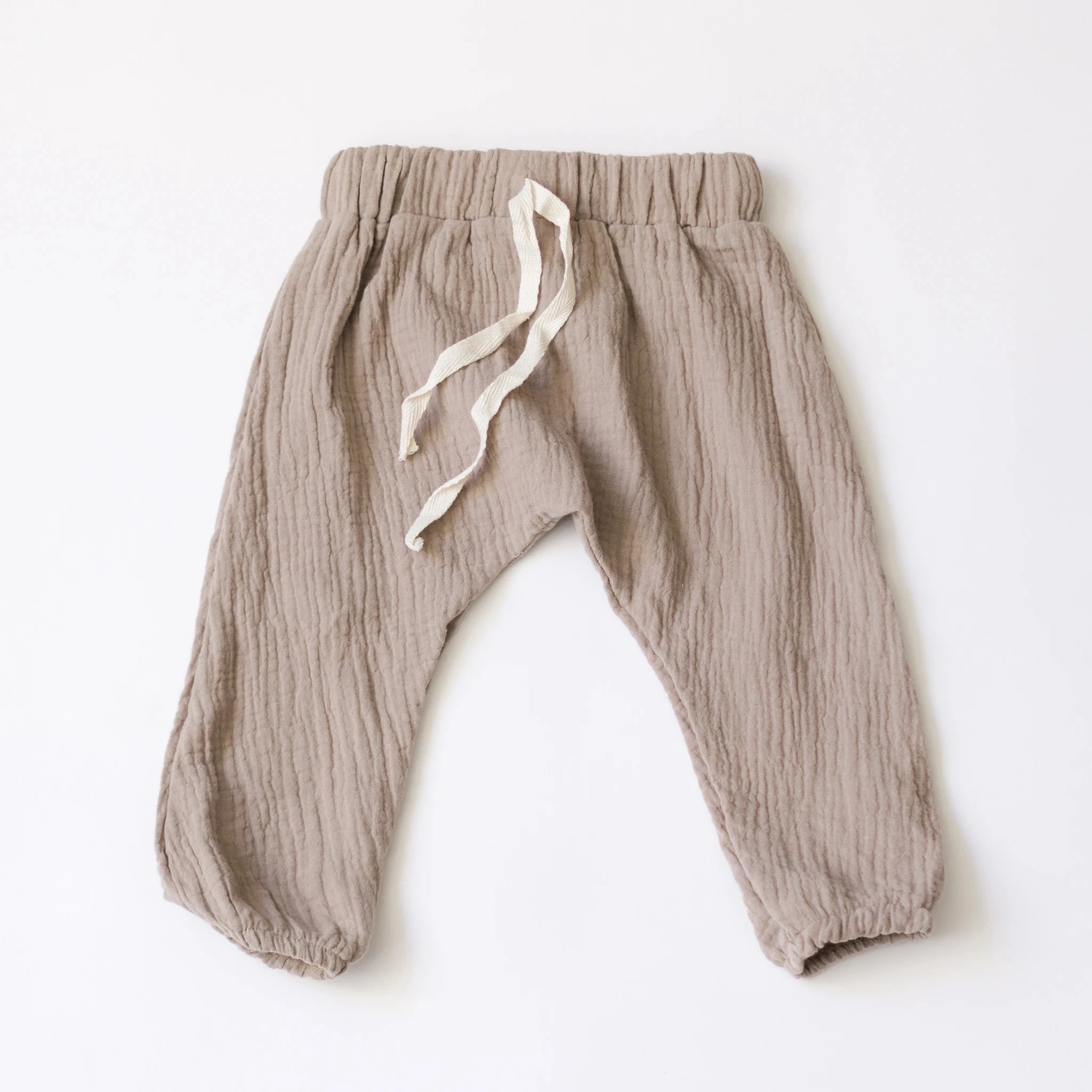 Детские спортивные штаны из органического