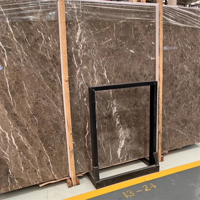 Luksusowe nowe płyty z szarego marmuru w kolorze indyka na podłogę hotelową. Dobrej jakości szare płytki marmurowe do dekoracji ściennych.