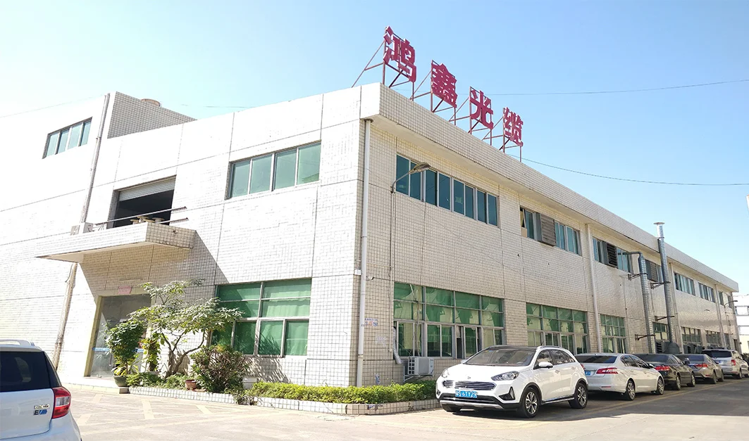 Customized Cores Outdoor Armored Fiber Optic Cable with OM1-OM4 Fiber and Temperature Resistance (-40°C to +70°C)