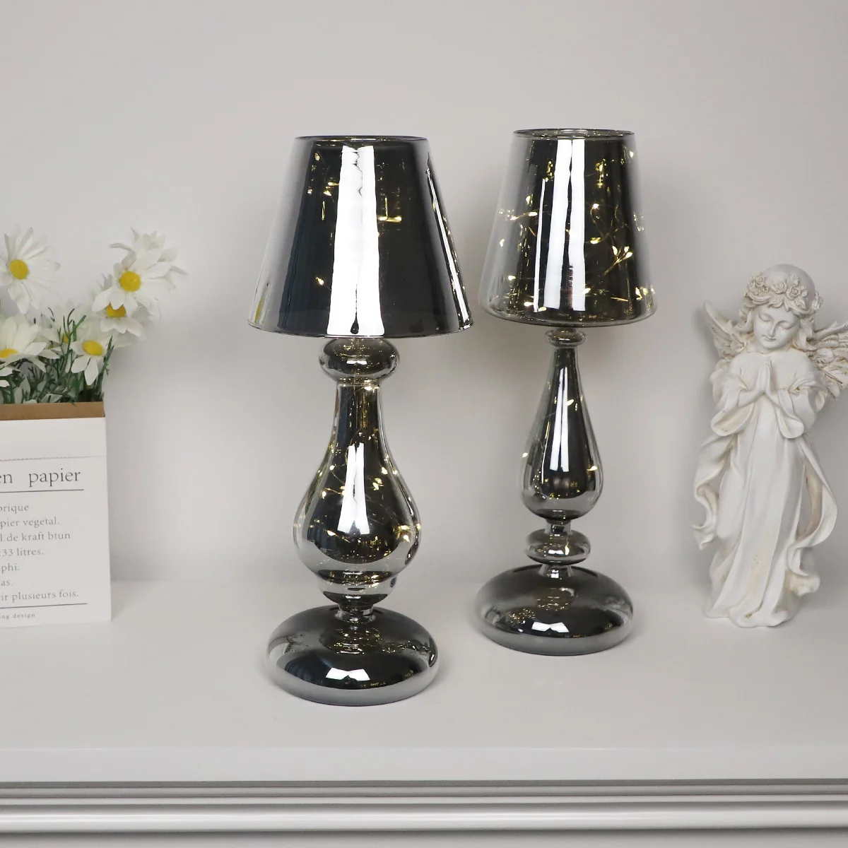 Elegante Moderna Lampada da Tavolo a Led con Batteria Vetro di Alta Qualità Illuminata da Led per Sala da Starre con Vetro Colorato Personalizzato