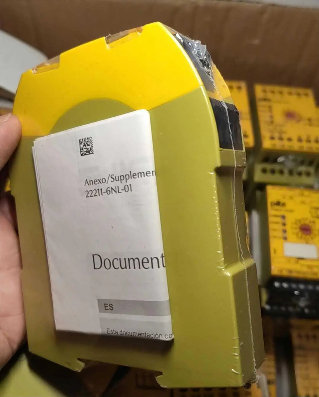 777609 | Relè di sicurezza Pilz 777, 24V cc, 1, 2 canali, 7 contatti di