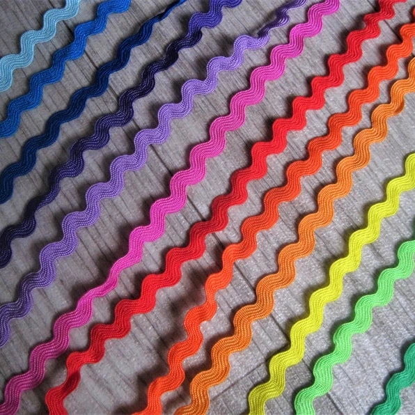 Ric Rac Ribbon Braid Trimming Ricrac Metre Choice of Colours Sewing Trim 5mm