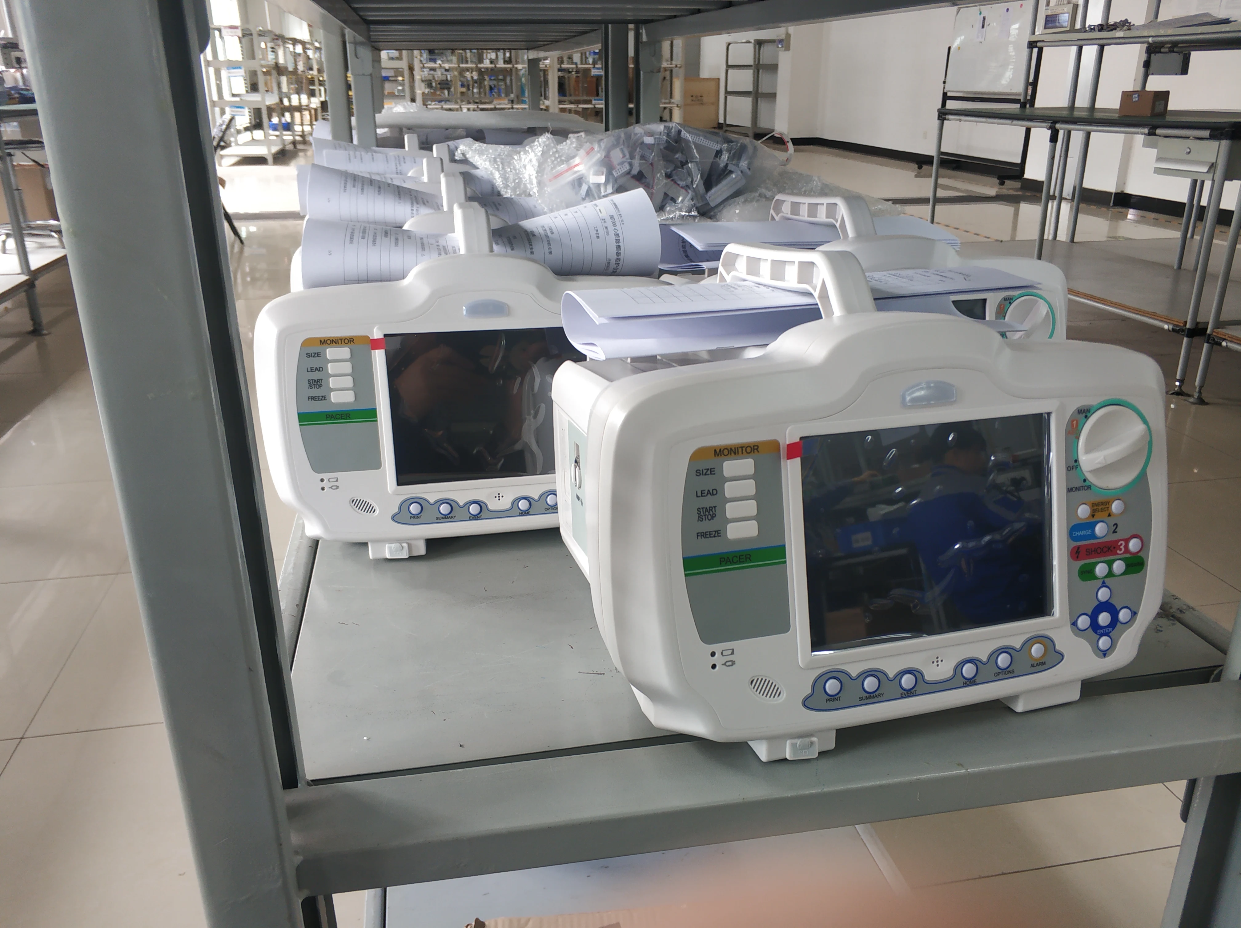 RC-DM7000  Aed 7000 Defibrillator Automated External Simulator Trainer with Spain Imported Defibrillator Monitor  Pad