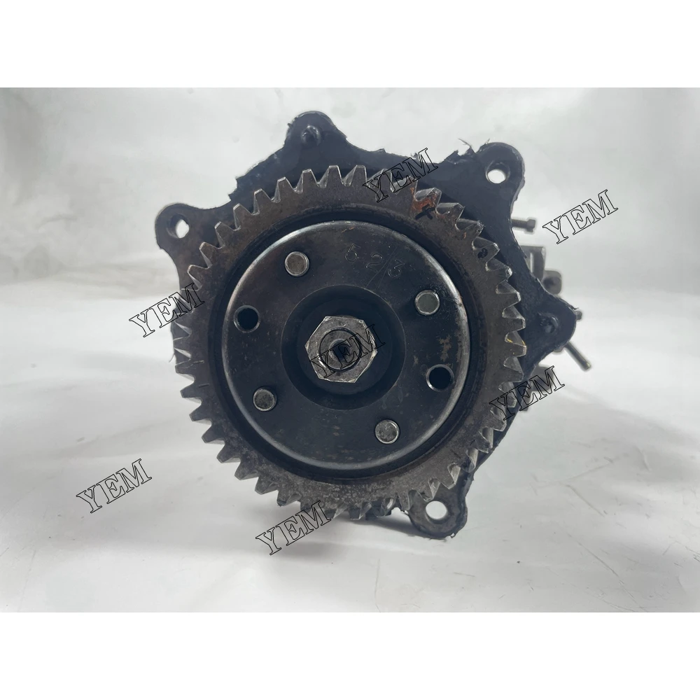 For Isuzu 4FB1 Fuel Injection Pump Engine Spare Parts 3