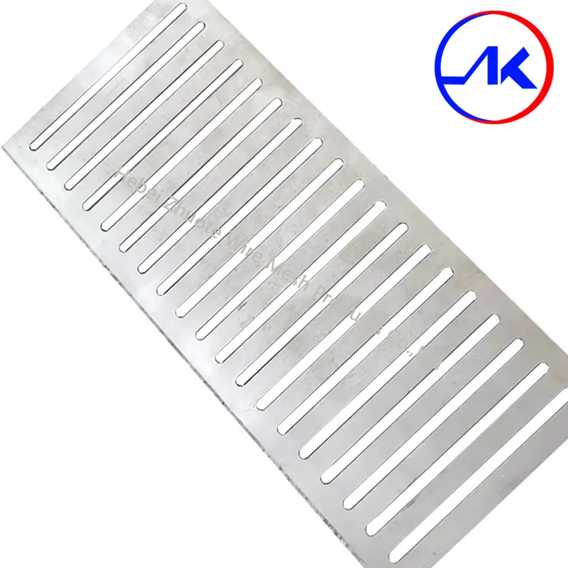 Сверхпрочная оцинкованная стальная дренажная решетка для проезжей части и тротуара