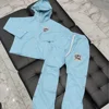 Azul claro