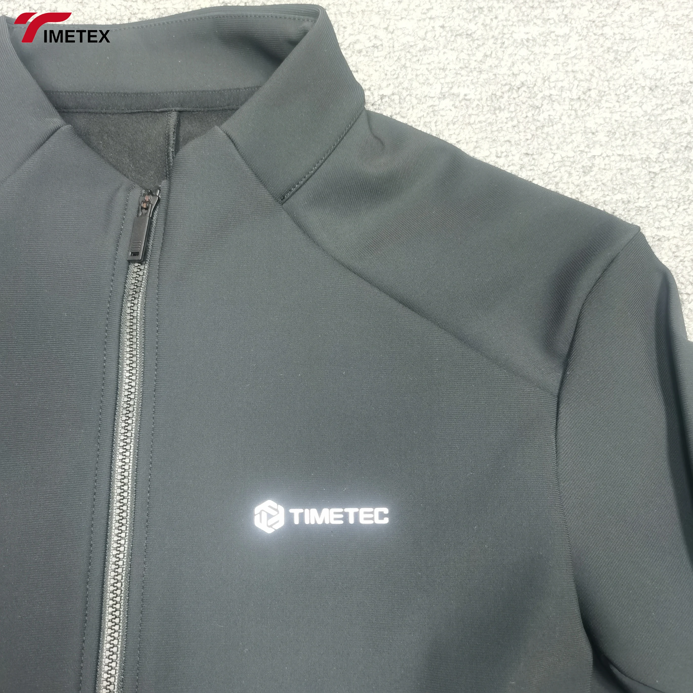 Custom Reversible Cycling Training Jacket Windproof and Waterproof Hoodie for Sports Hiking and Fishing with Zipper