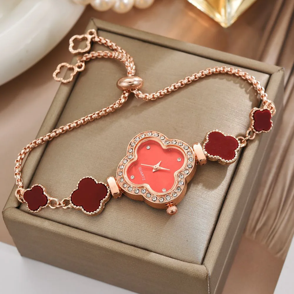 Four Leaf Clover Quartz Watch Temperament Light Luxury Diamond Inlaid Women's Watch Niche Flower Shaped Bracelet Women's Watch