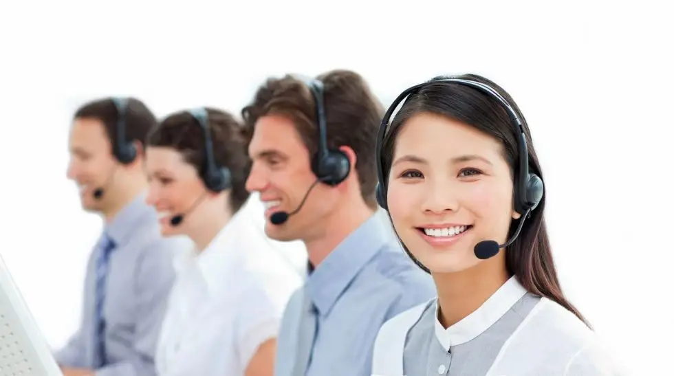 Конфликт между личностью и группой. Социальное предприятие. Общество иллюстрация. Индивидуально в общественных и частных. Профессиональная команда.