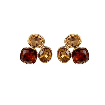 Light Luxury S925 Silver Stud Earrings with High-Grade Exquisite Zircon Simple Temperament Trendy Geometric Design Fashionable