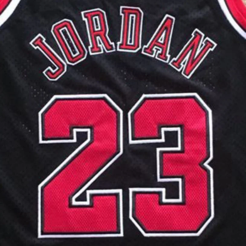 Майкл 23 черный лучшее качество сшитый баскетбольный трикотаж