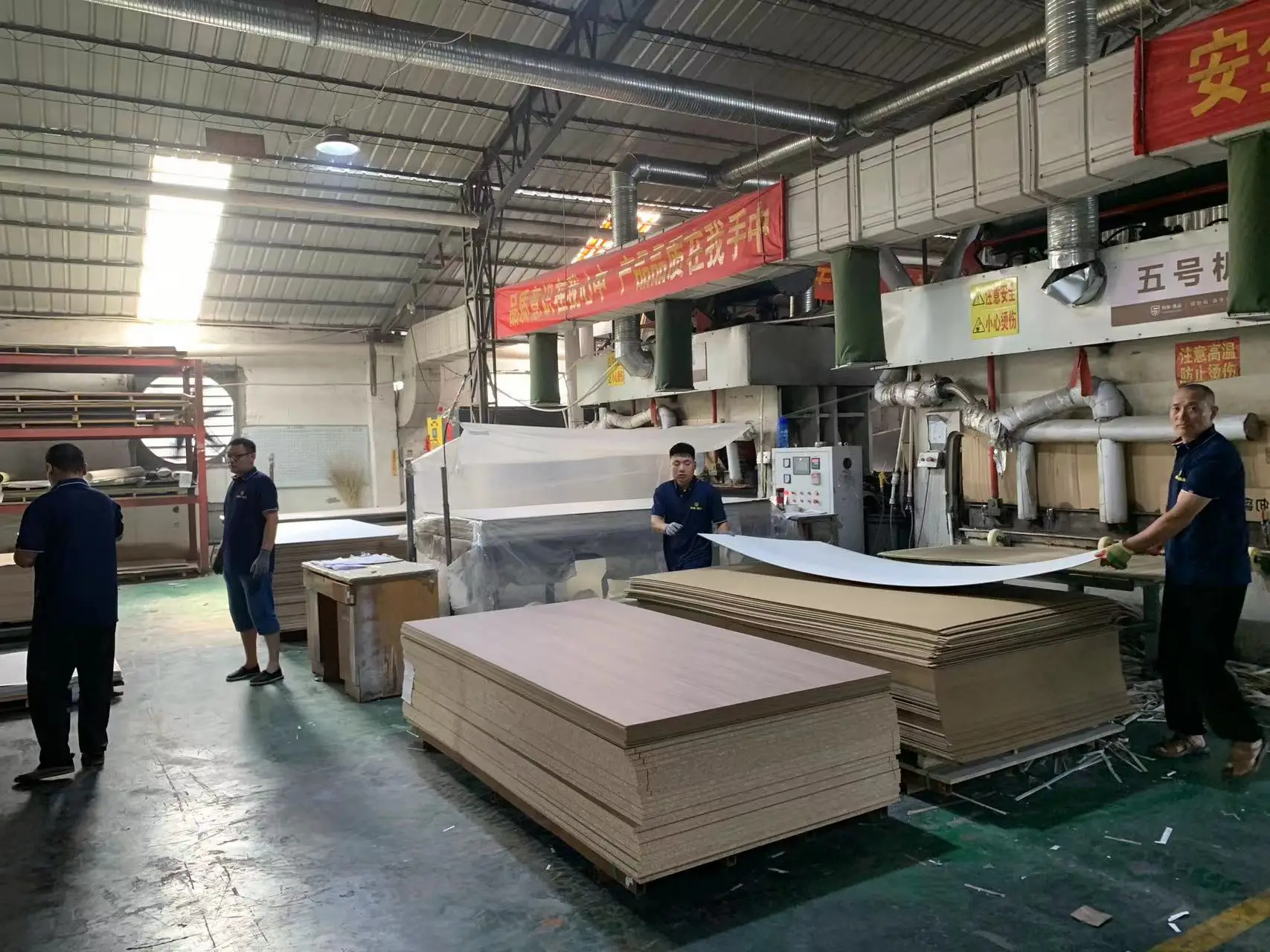 Manufacturer Directly Wholesale Plain Chipboard Particle Board For ...