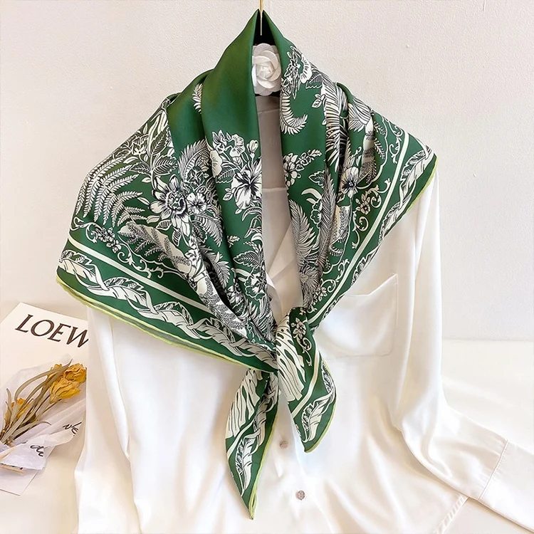 Spring and Autumn Flower Printing Silk Scarf Luxury Retro Print Square Satin Silk Scarf for Women