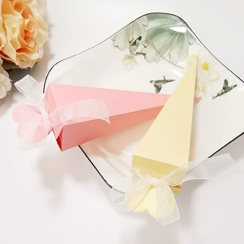 Triangle Shaped Ice Cream Tip Cone Paper Candy Box for Birthday Wedding Christmas Party Gift Packaging Box Decoration Favor