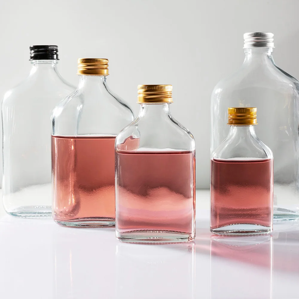 Wholesale 50ml 100ml 200ml 250ml 350ml 500ml 8oz 16oz Glass Flat square Vase  Juice Milk Glass Wine Bottles for Liquor Tea Milk