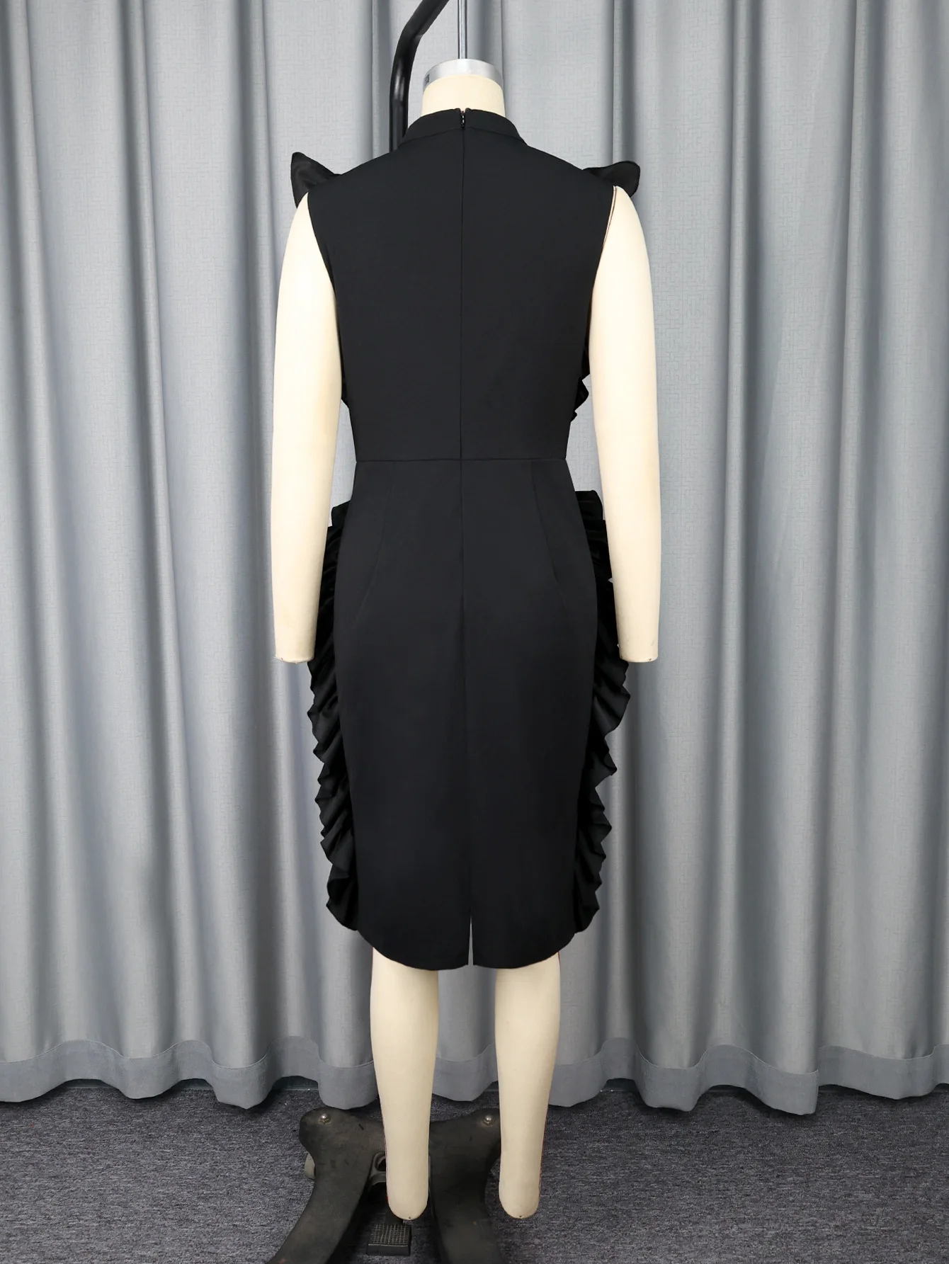 Am050707 New Arrival Summer Elegant High Neck Sleeveless Ruffles Empire Black Bodycon Formal Women's Evening Party Dress Am050707 New Arrival Summer Elegant High Neck Sleeveless Ruffles Empire Black Bodycon Formal Women's Evening Party Dress